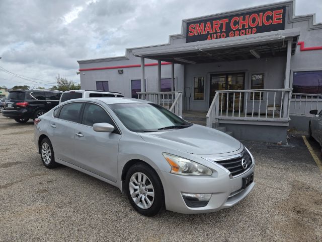 Nissan-Altima