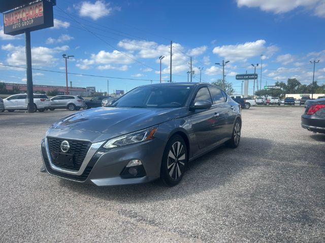 Nissan-Altima