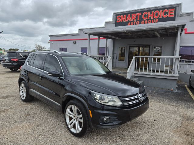 2013 Volkswagen Tiguan S's photo